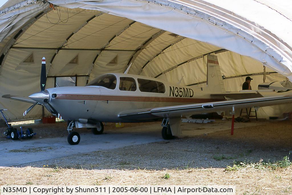 N35MD, 1995 Mooney M20R Ovation C/N 29-0047, Parked...