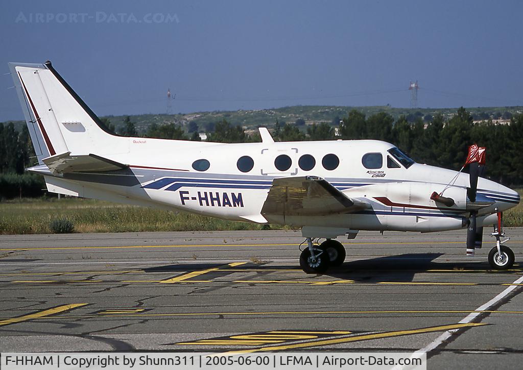 F-HHAM, 1994 Beech C90A King Air C/N LJ-1361, Parked at the airfield