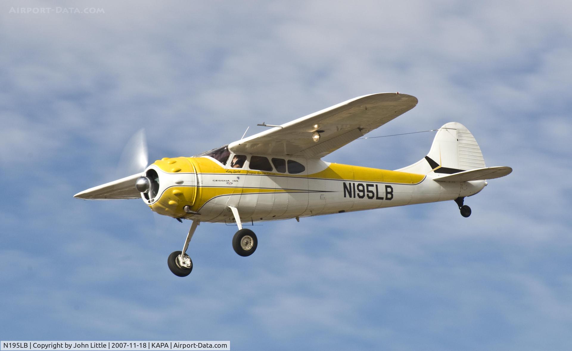 N195LB, 1953 Cessna 195B Businessliner C/N 16077, Approach to 17L