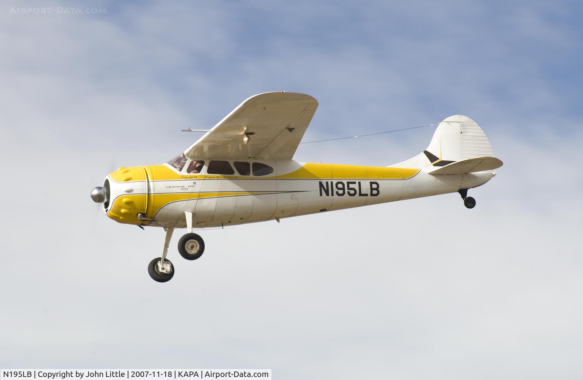 N195LB, 1953 Cessna 195B Businessliner C/N 16077, Over the Fence to 17L