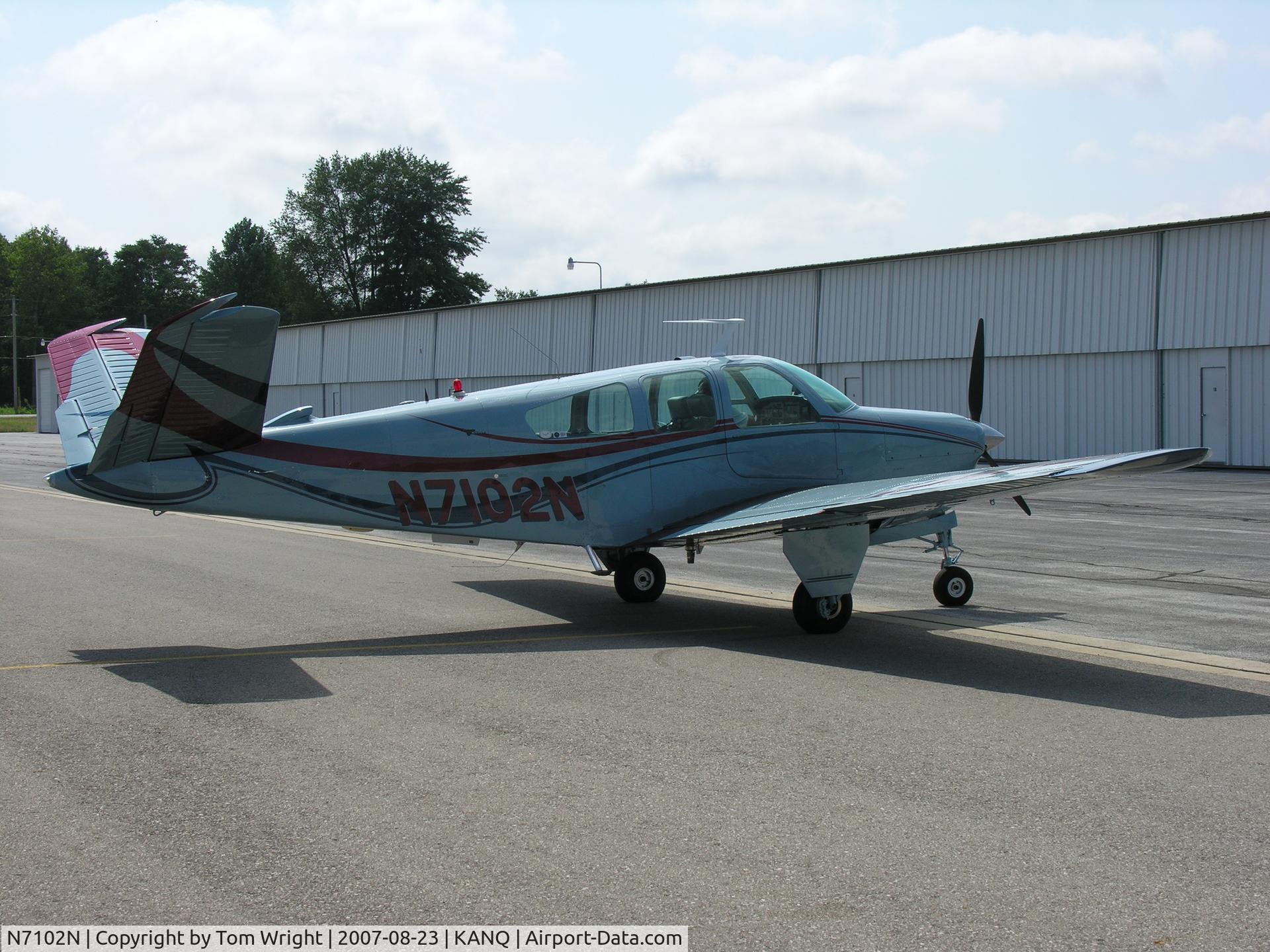 N7102N, 1967 Beech V35A Bonanza C/N D-8667, 1968 model V35A