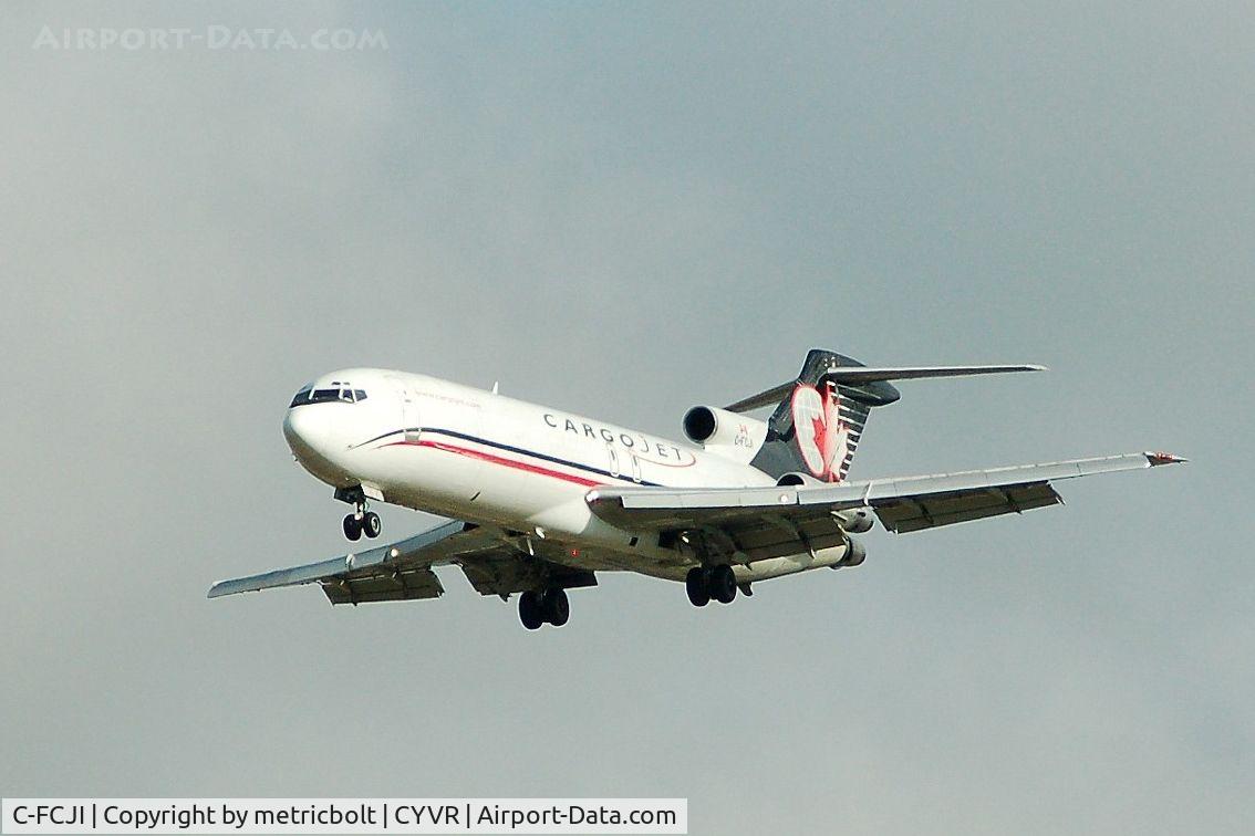 C-FCJI, 1980 Boeing 727-225 C/N 22435, landing at YVR,Nov.2007