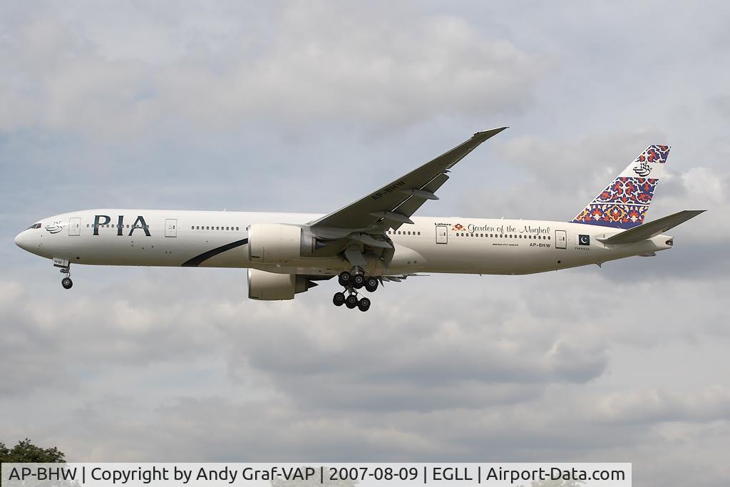 AP-BHW, 2007 Boeing 777-340/ER C/N 33779, PIA 77-300