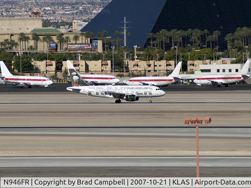 N946FR, 2006 Airbus A319-111 C/N 2763, Frontier Airlines - 'Perry - the Horned Puffin' / 2006 Airbus A319-111