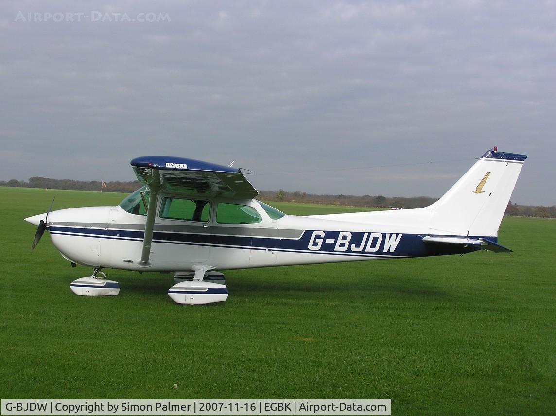 G-BJDW, 1976 Reims F172M Skyhawk Skyhawk C/N 1417, Cessna F172 visiting Sywell