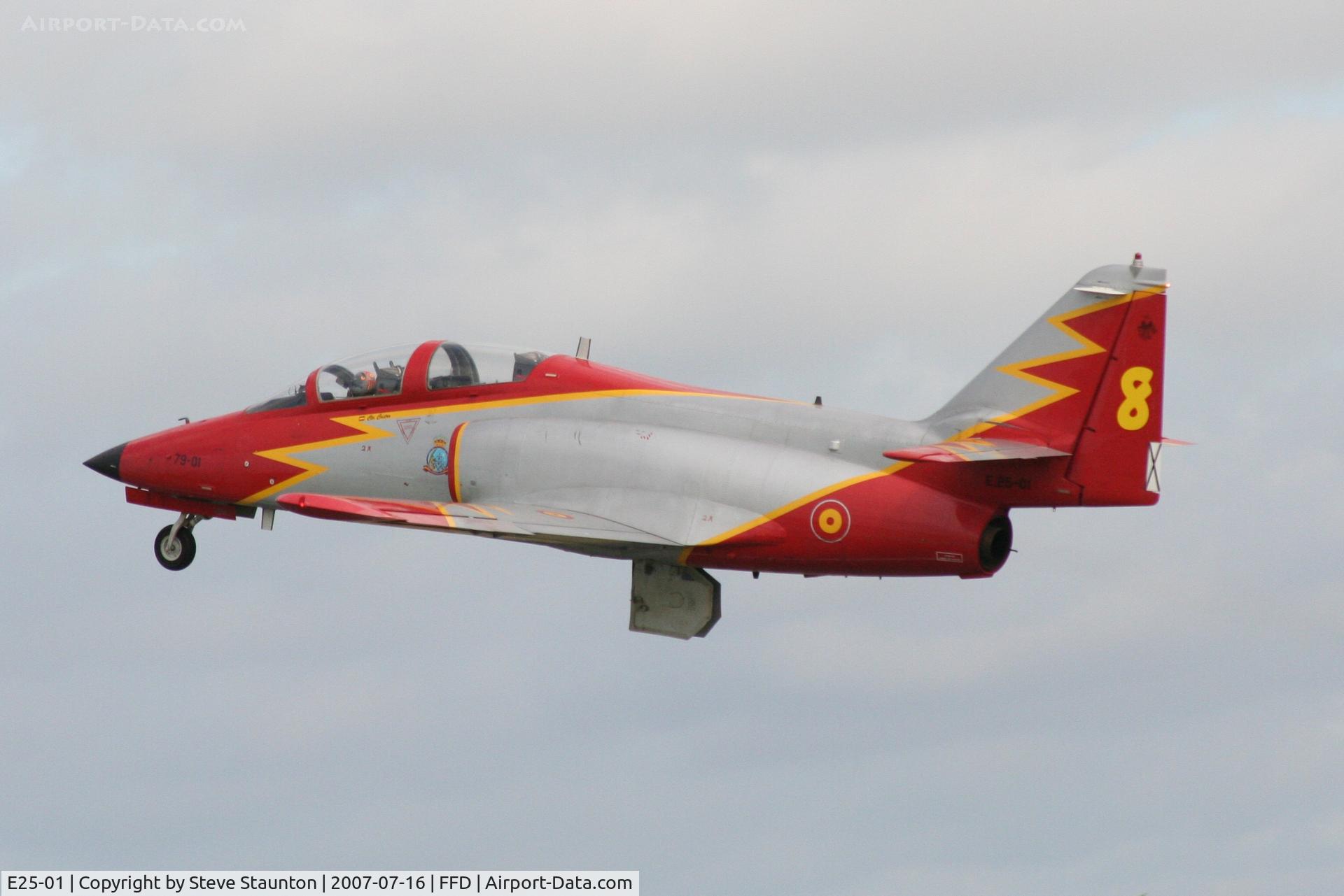 E25-01, CASA C-101EB Aviojet C/N EB01-01-001, Royal International Air Tattoo 2007