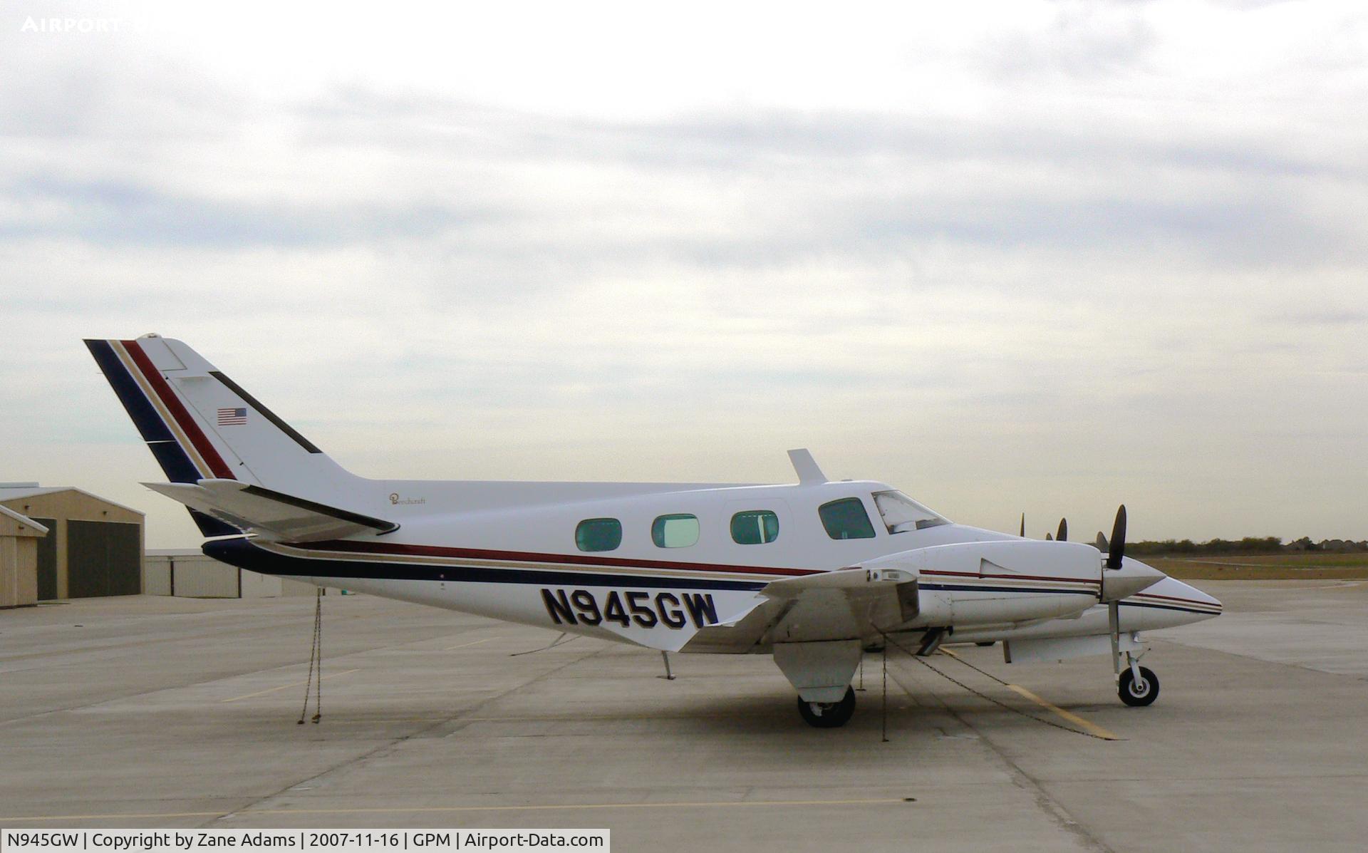 N945GW, 1979 Beech B-60 Duke C/N P-497, At Grand Prairie Municipal
