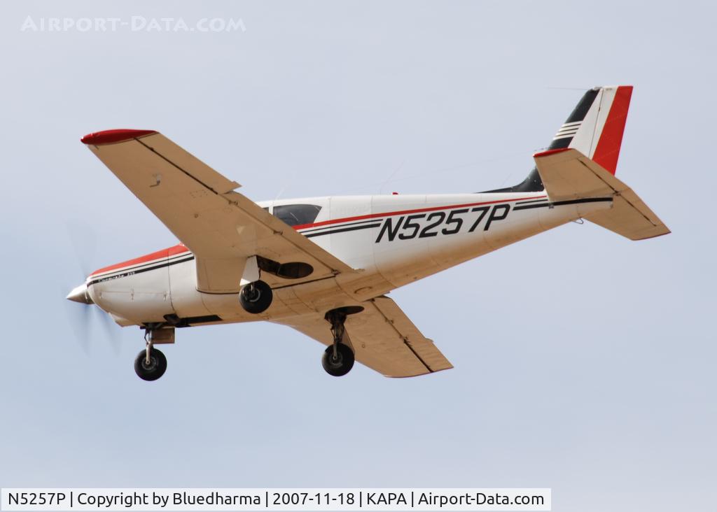 N5257P, 1958 Piper PA-24-250 Comanche C/N 24-289, Approach to 17L
