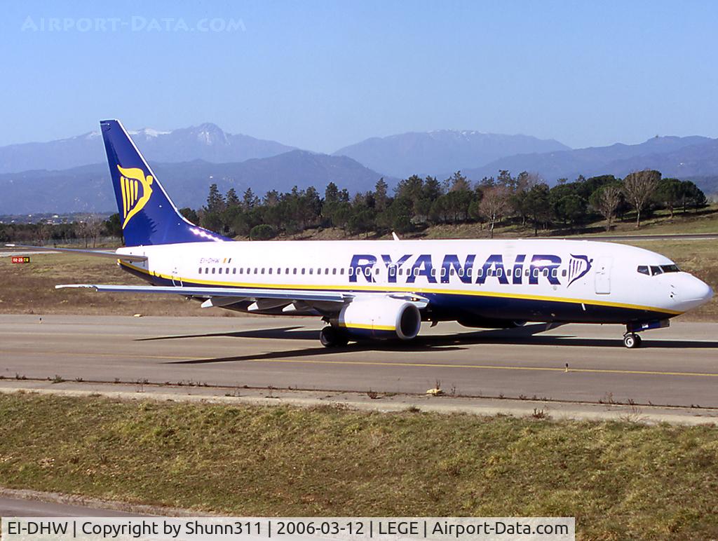 EI-DHW, 2005 Boeing 737-8AS(WL) C/N 33823, Taxiing holding point rwy 20