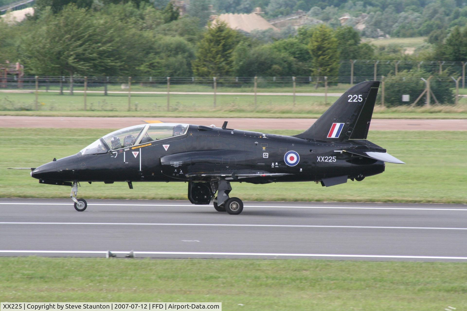 XX225, 1978 Hawker Siddeley Hawk T.1 C/N 061/312061, Royal International Air Tattoo 2007