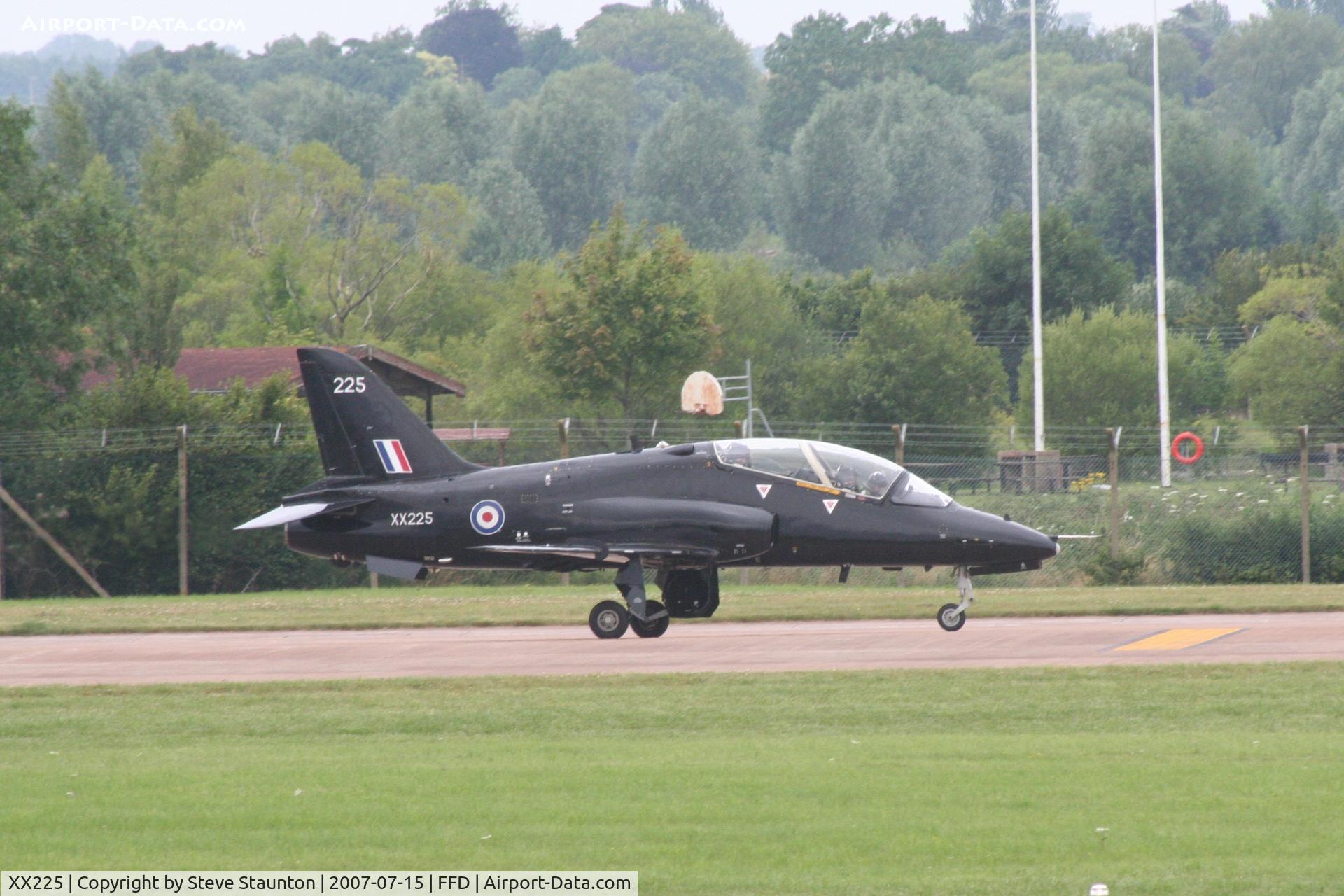 XX225, 1978 Hawker Siddeley Hawk T.1 C/N 061/312061, Royal International Air Tattoo 2007
