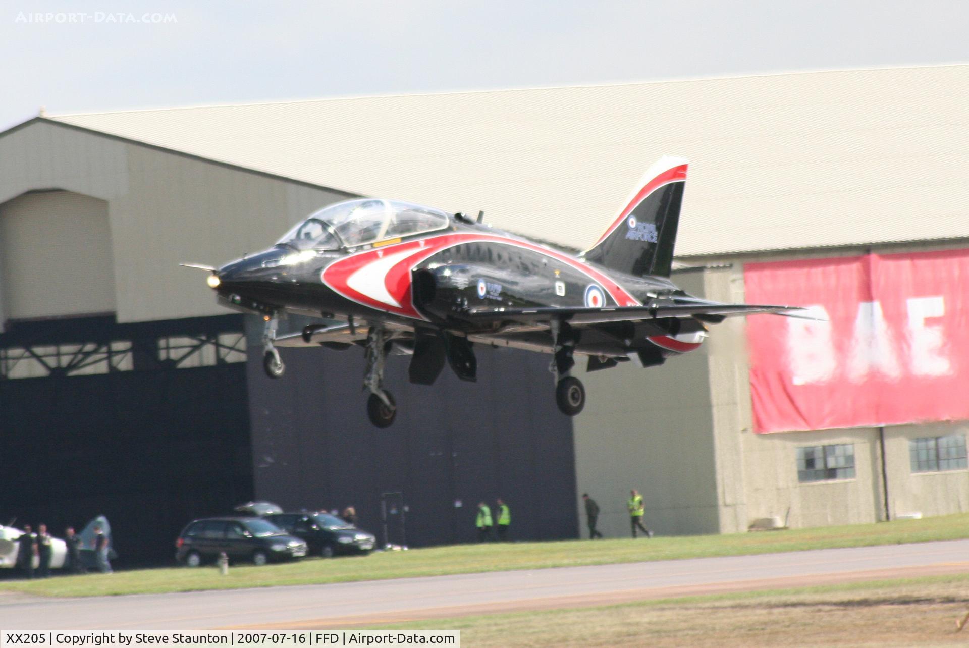 XX205, 1978 Hawker Siddeley Hawk T.1A C/N 052/312052, Royal International Air Tattoo 2007