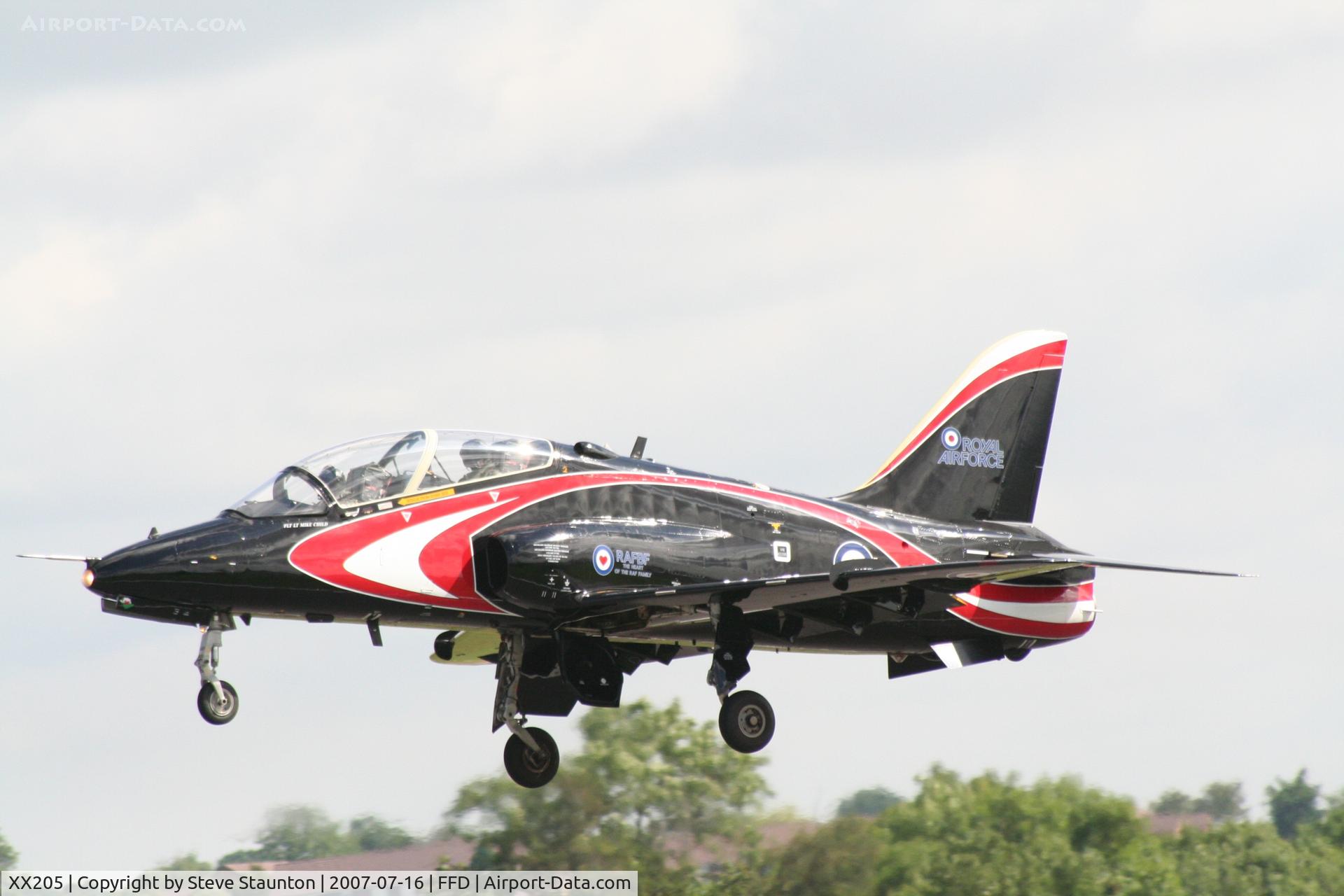 XX205, 1978 Hawker Siddeley Hawk T.1A C/N 052/312052, Royal International Air Tattoo 2007