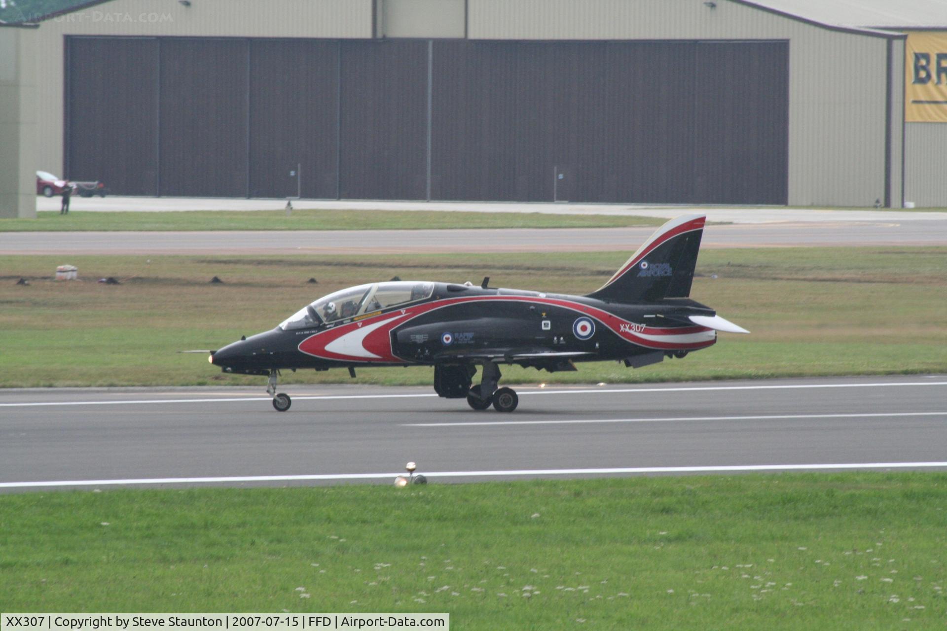 XX307, 1980 Hawker Siddeley Hawk T.1A C/N 141/312132, Royal International Air Tattoo 2007