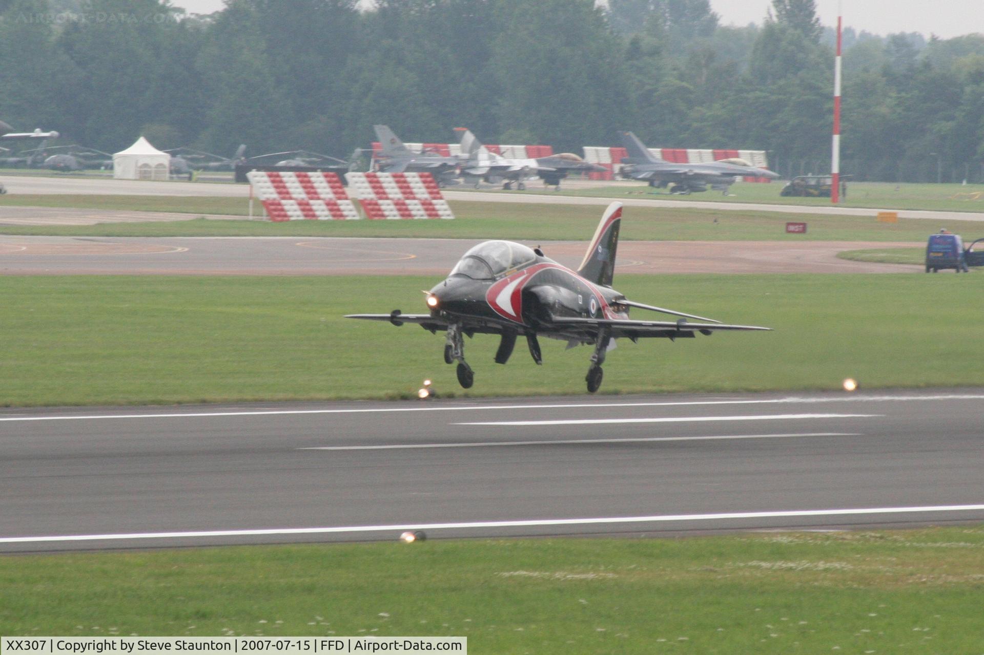 XX307, 1980 Hawker Siddeley Hawk T.1A C/N 141/312132, Royal International Air Tattoo 2007