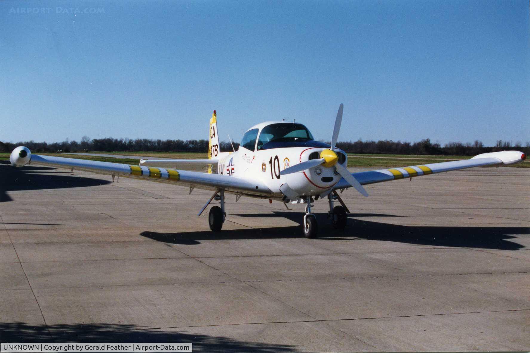 UNKNOWN, , Can you identify this Navion?