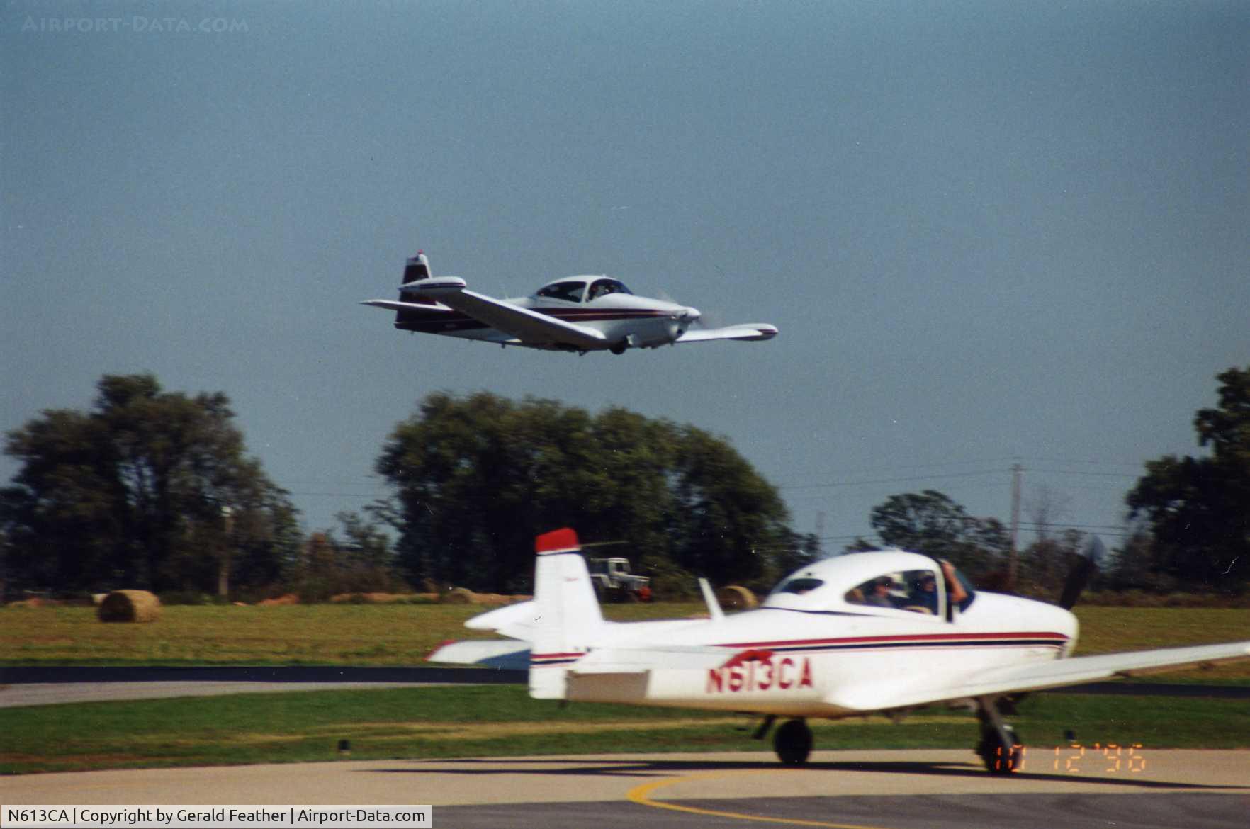 N613CA, 1946 North American Navion (NA-145) C/N NAV-4-340, Watchng another Navion flying by
