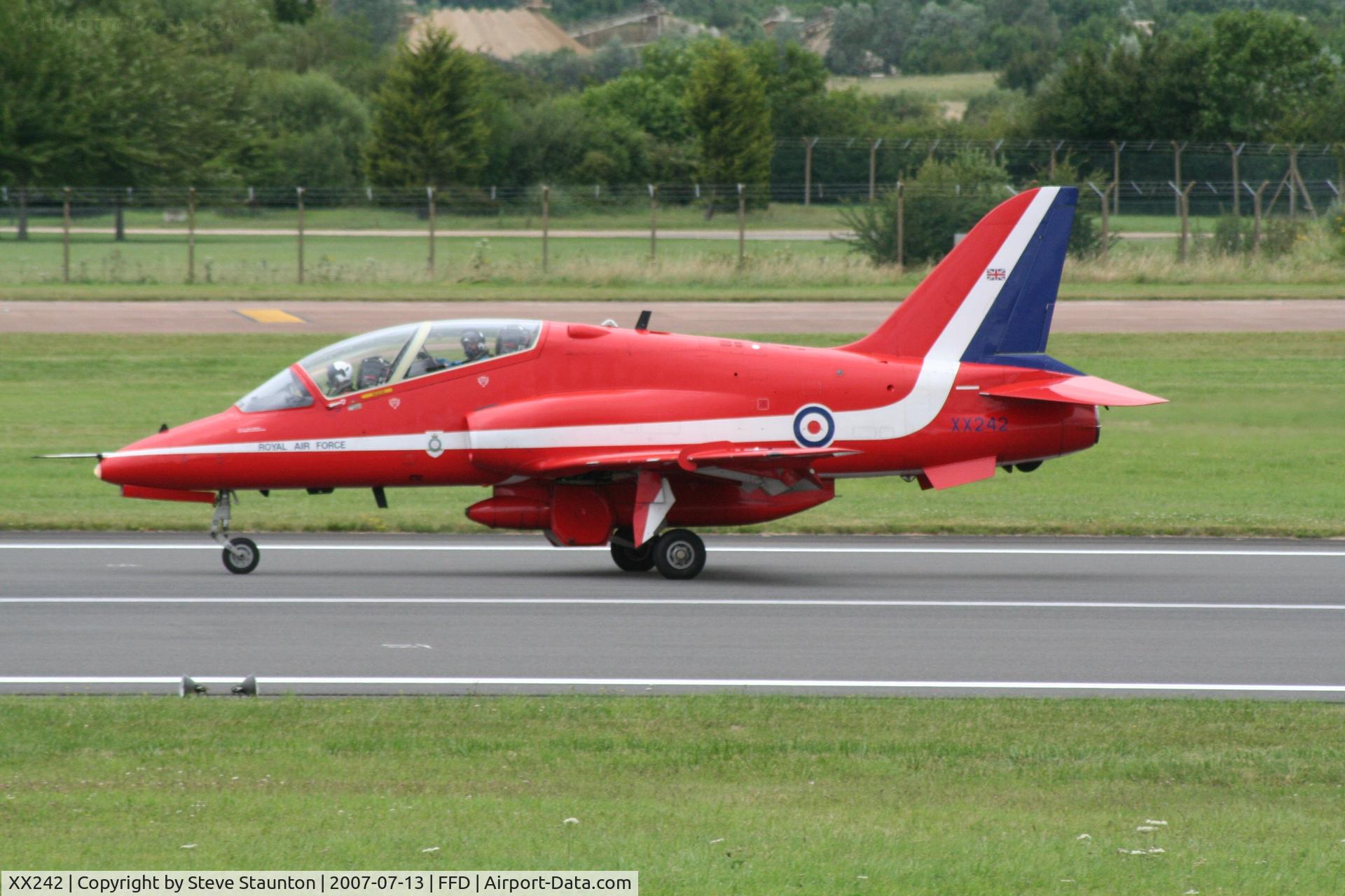 XX242, 1978 Hawker Siddeley Hawk T.1 C/N 078/312078, Royal International Air Tattoo 2007