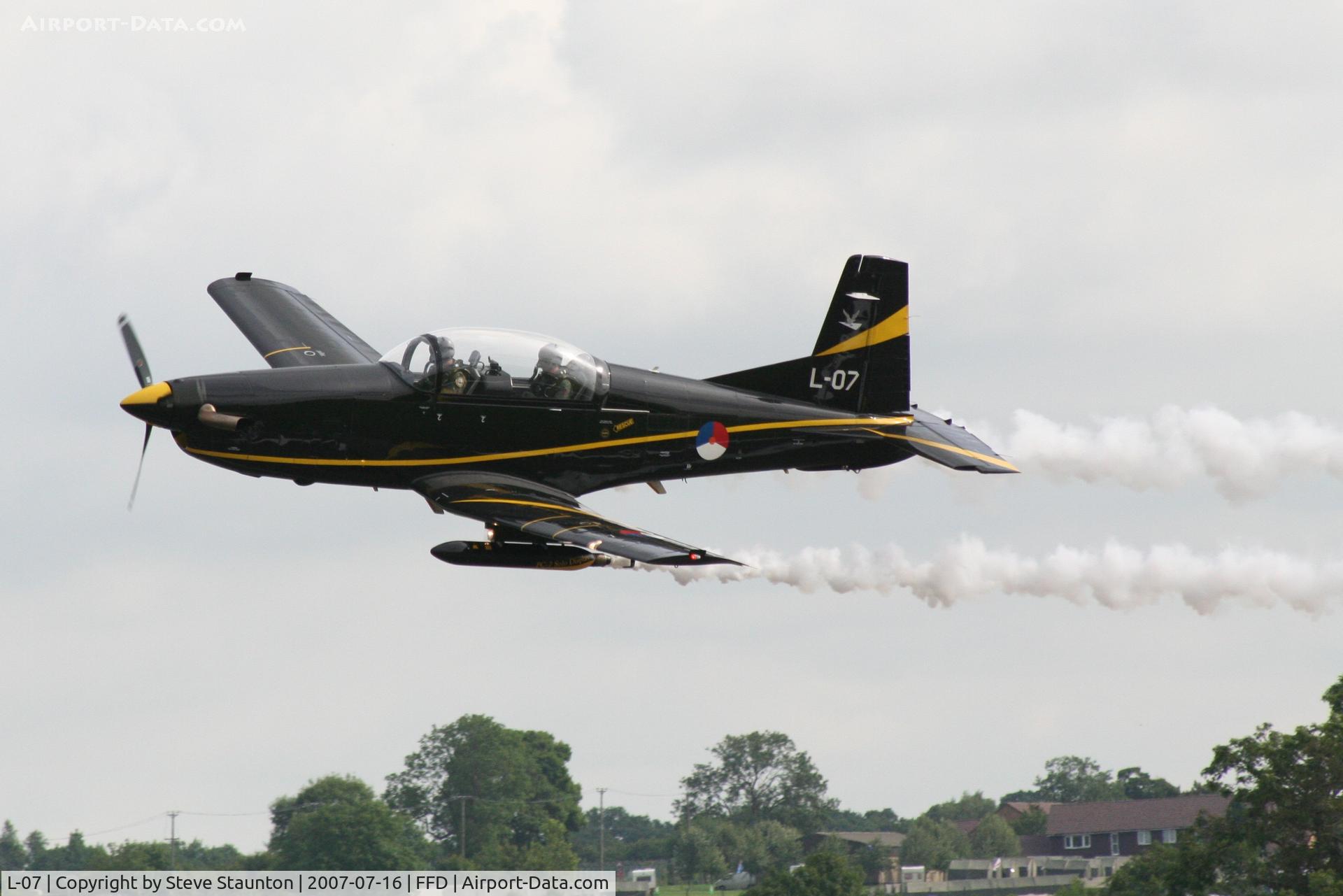 L-07, Pilatus PC-7 Turbo Trainer C/N 544, Royal International Air Tattoo 2007