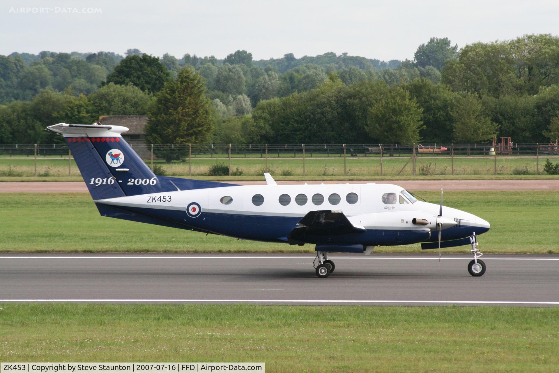 ZK453, 2003 Raytheon B200 King Air C/N BB-1833, Royal International Air Tattoo 2007