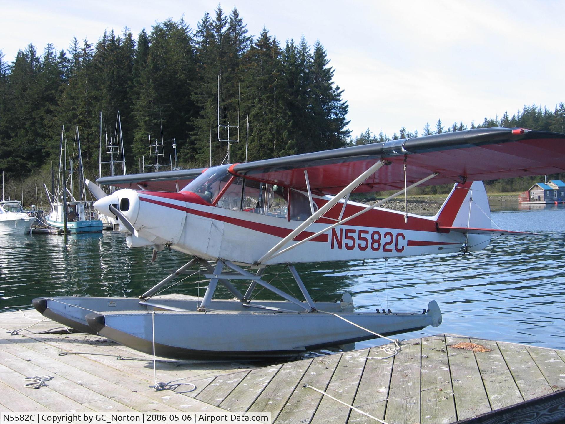 N5582C, Piper PA-18-150 Super Cub C/N 18-8473, On the dock at Yakutat AK