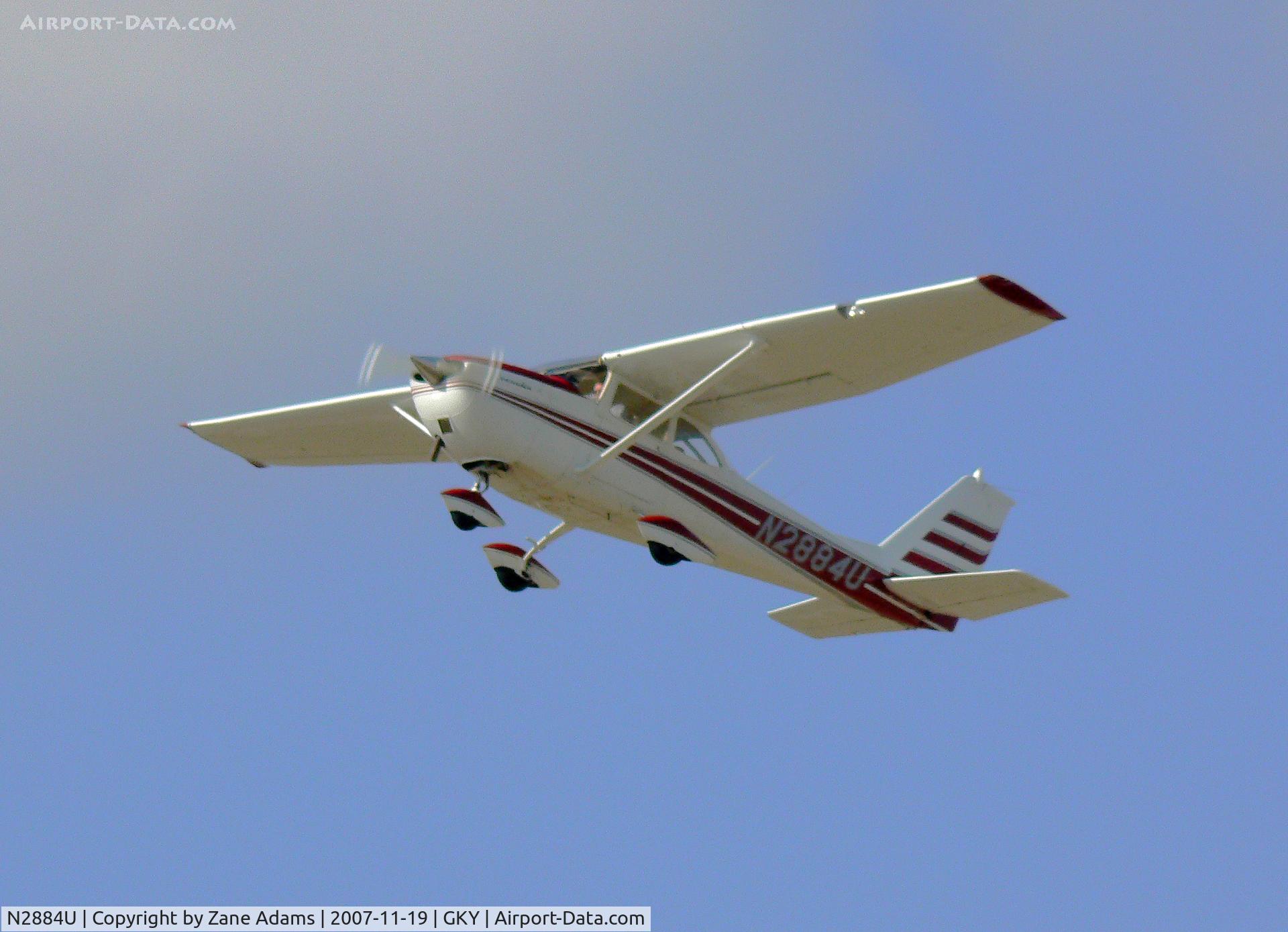 N2884U, 1963 Cessna 172D C/N 17250484, Takeoff from Arlington Municipal