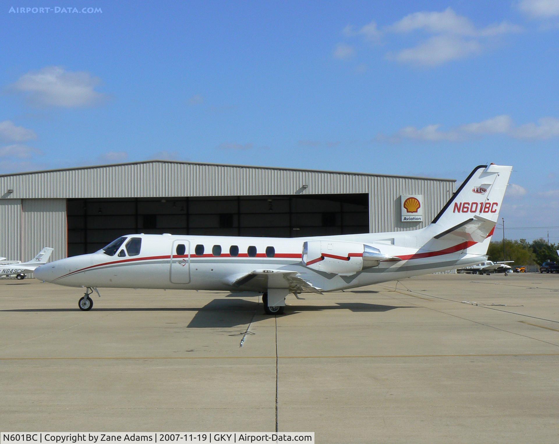 N601BC, 1979 Cessna 550 Citation II C/N 550-0091, At Arlington Municipal