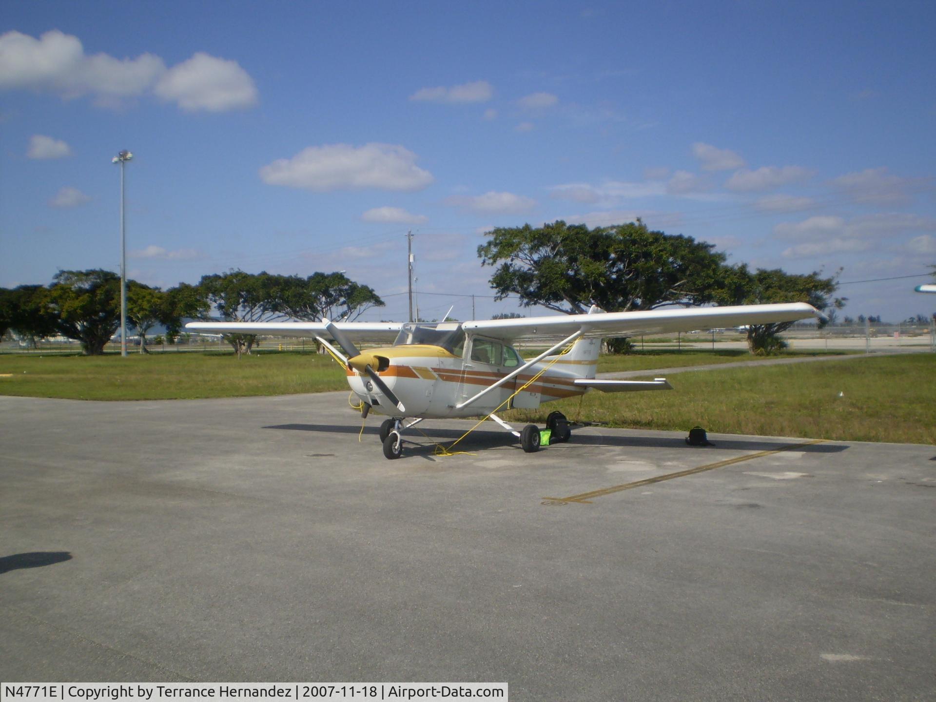 N4771E, 1979 Cessna 172N C/N 17271636, Location Miami
