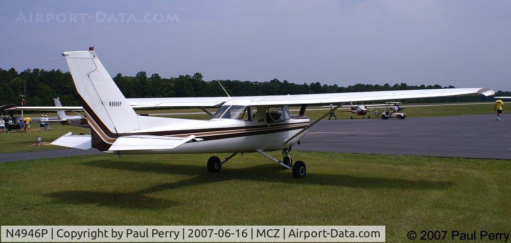 N4946P, 1981 Cessna 152 C/N 15284854, Cooling her heels not too far from the festivities