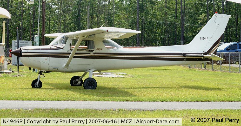 N4946P, 1981 Cessna 152 C/N 15284854, Just a quick side elevation