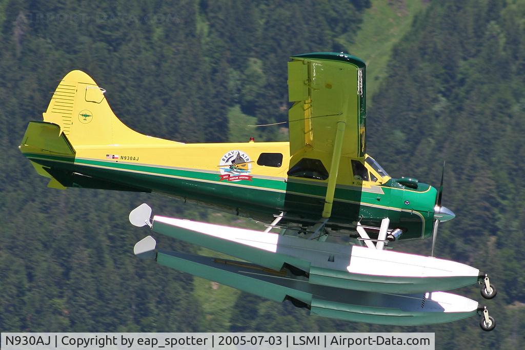 N930AJ, 1957 De Havilland Canada DHC-2 C/N 1286, landing on Lake of Brienz