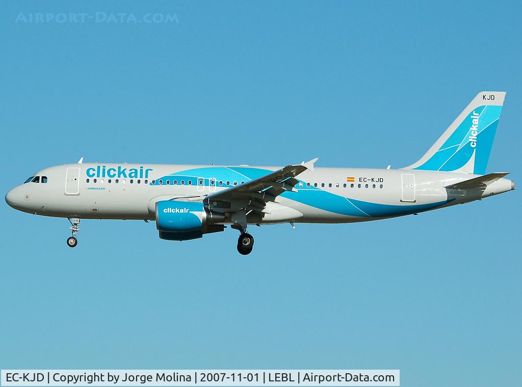EC-KJD, 2007 Airbus A320-216 C/N 3237, Delivery in date 2007-09-26.