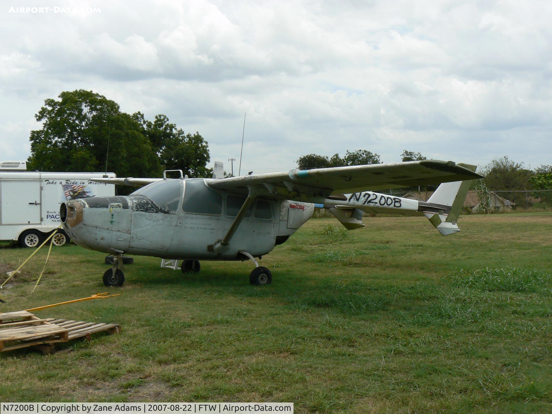 N7200B, 1968 Cessna M337B (O-2A) Super Skymaster C/N 337M-0321 (68-11045), Former BLM, waiting for restoration to flight status, OV-10 Bronco Assoc.  USAF sn 67-21430