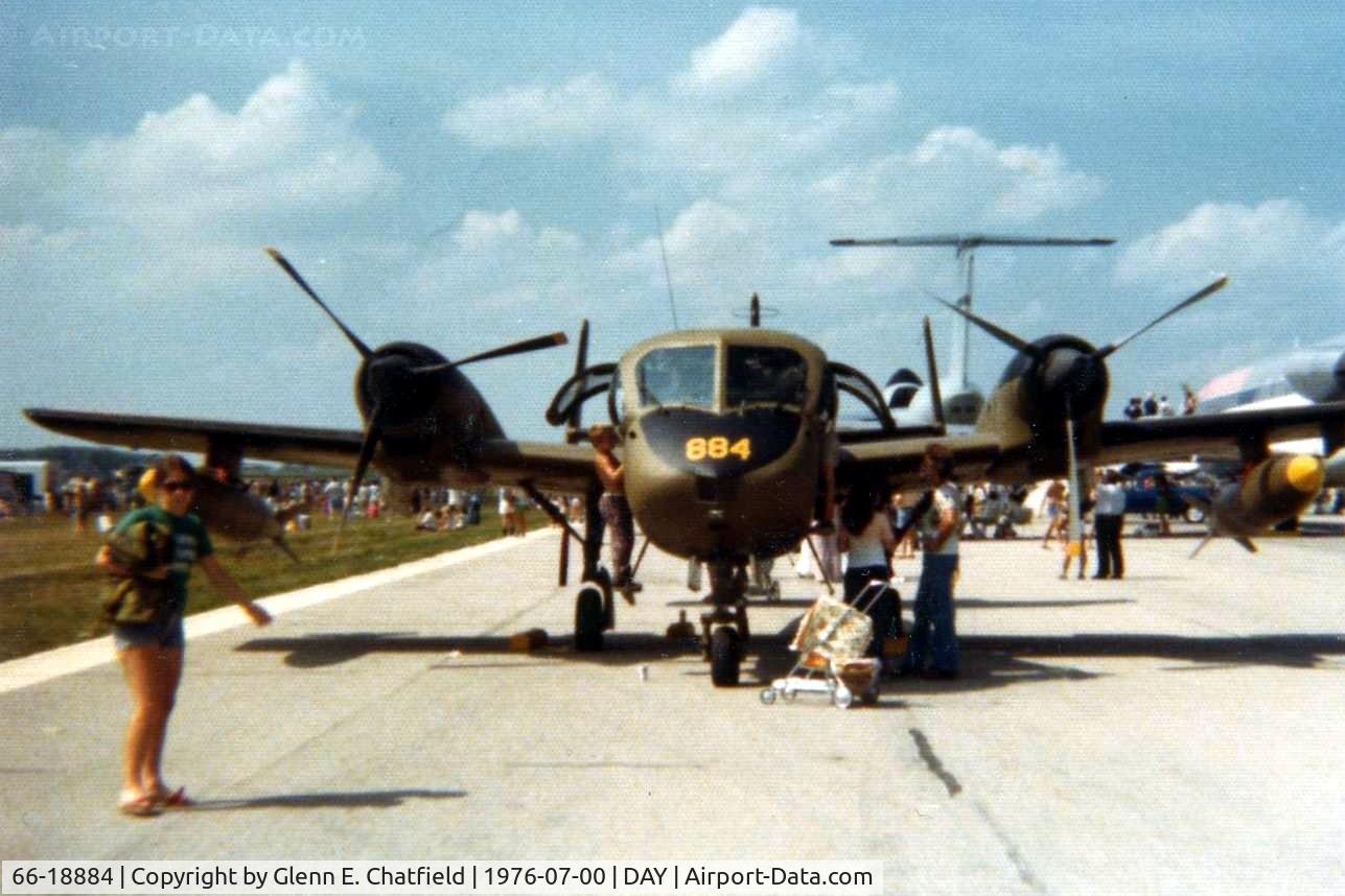 66-18884, 1966 Grumman OV-1C Mohawk C/N 85C, Grumman Mohawk at the Dayton International Air Show.  That's my wife on the left, two weeks before we married.