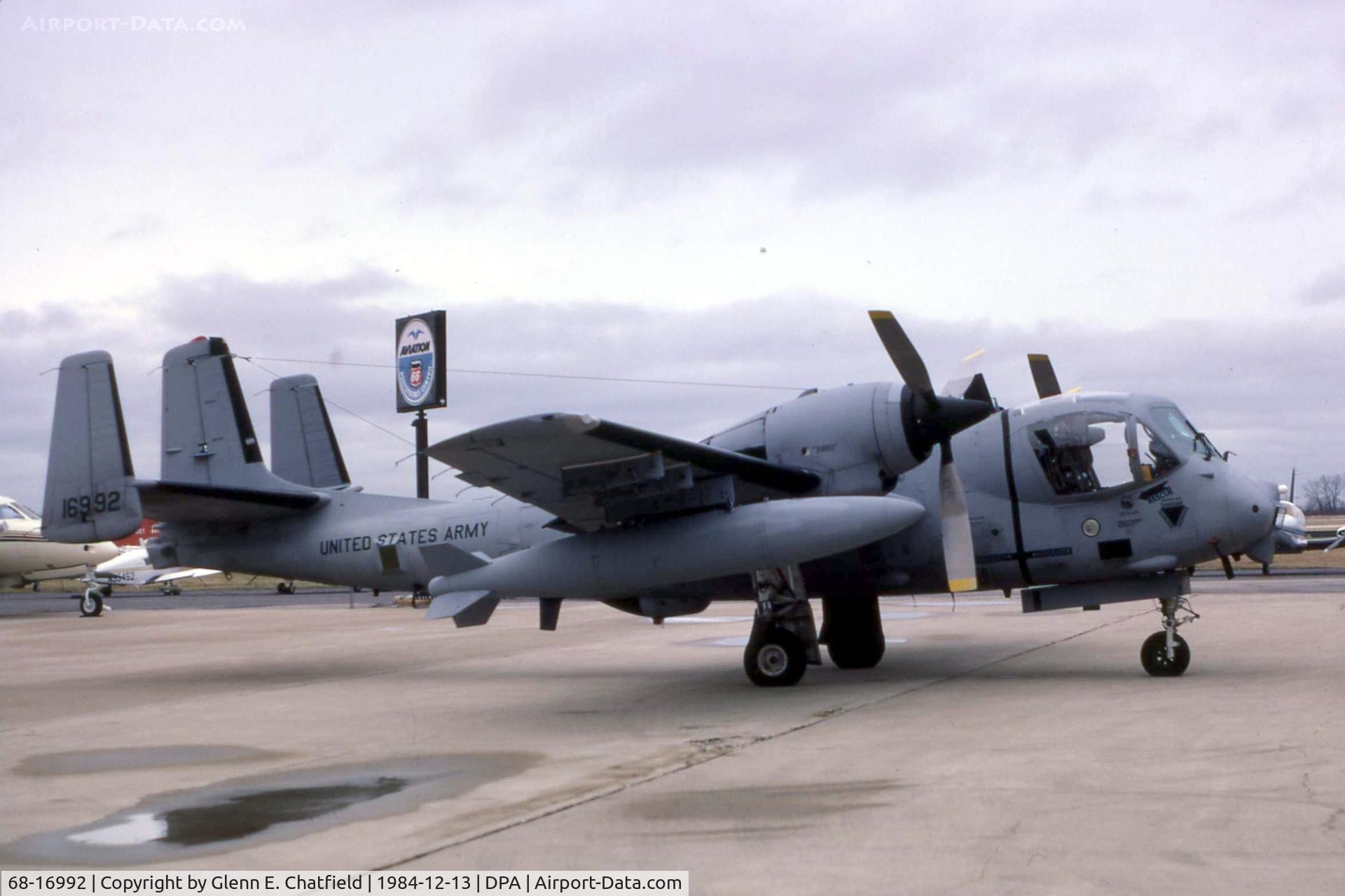 68-16992, 1968 Grumman OV-1D Mohawk C/N 62D, Mohawk passing through
