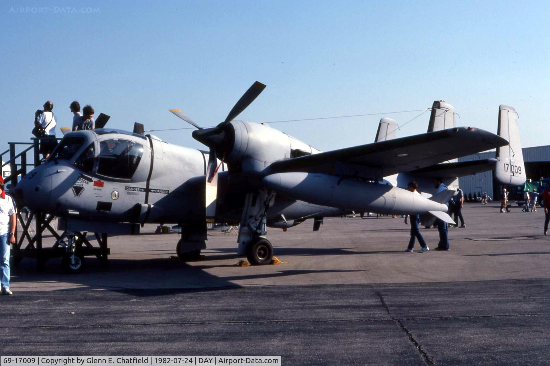 69-17009, 1968 Grumman OV-1D Mohawk C/N 24D, Grumman Mohawk at the Dayton International Air Show.