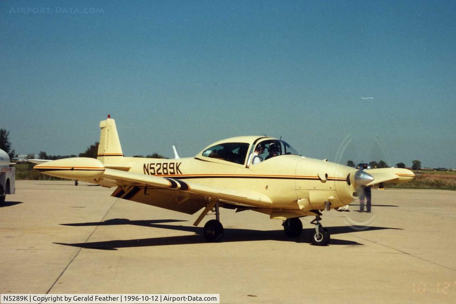 N5289K, 1950 Ryan NAVION B C/N NAV-4-2189B, Taxiing for departure