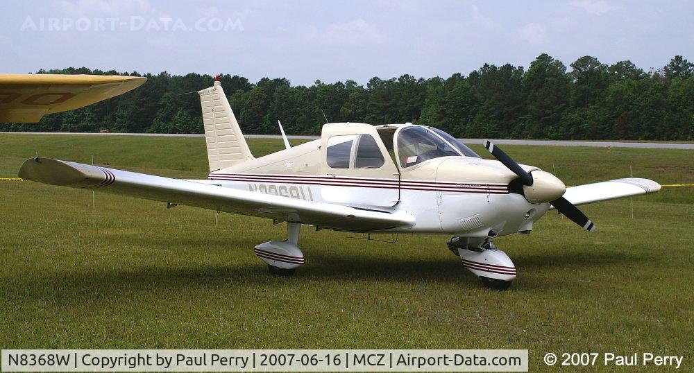 N8368W, 1965 Piper PA-28-180 C/N 28-2565, Pretty low-viz Piper