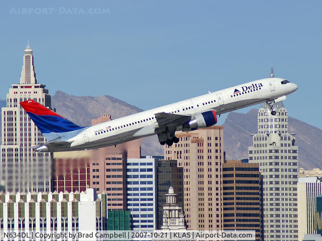 N634DL, 1988 Boeing 757-232 C/N 23615, Delta Airlines /1988 Boeing 757-232