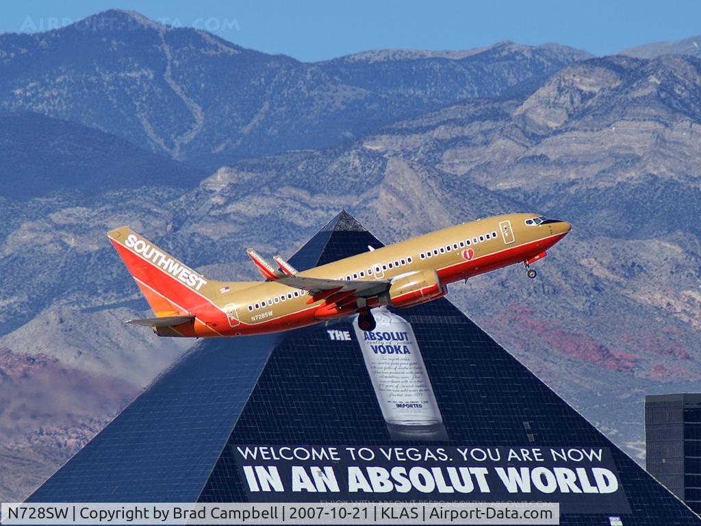 N728SW, 1999 Boeing 737-7H4 C/N 27860, Southwest Airlines / 1999 Boeing 737-7H4