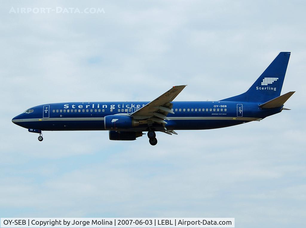 OY-SEB, 1998 Boeing 737-8Q8 C/N 28214, Clear to land RWY 25R.