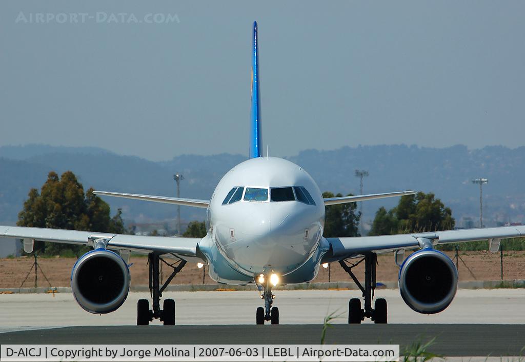D-AICJ, 2001 Airbus A320-212 C/N 1402, Entering RWY 25L for take off.