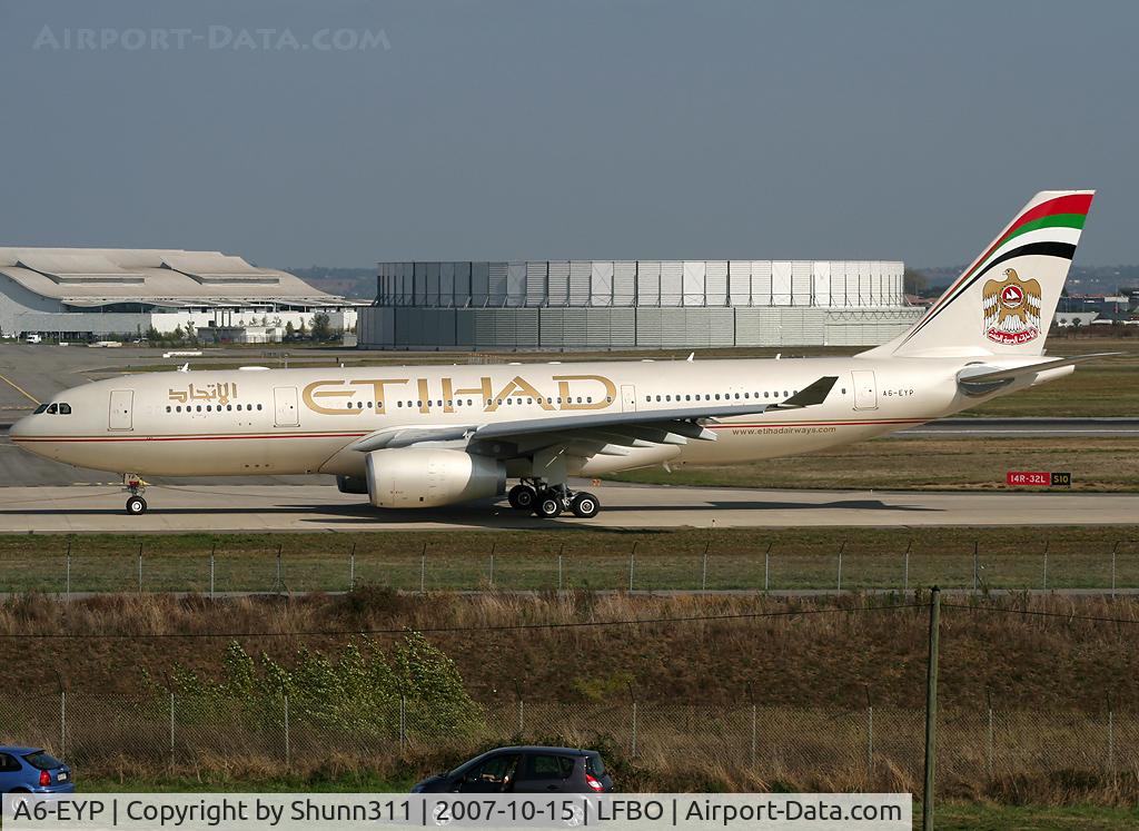 A6-EYP, 2007 Airbus A330-243 C/N 854, Taxiing holding point rwy 14R for delivery flight