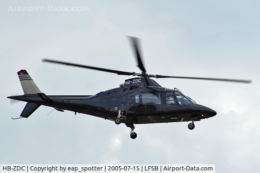 HB-ZDC, 1990 Agusta A-109C C/N 7635, overflying rwy 16