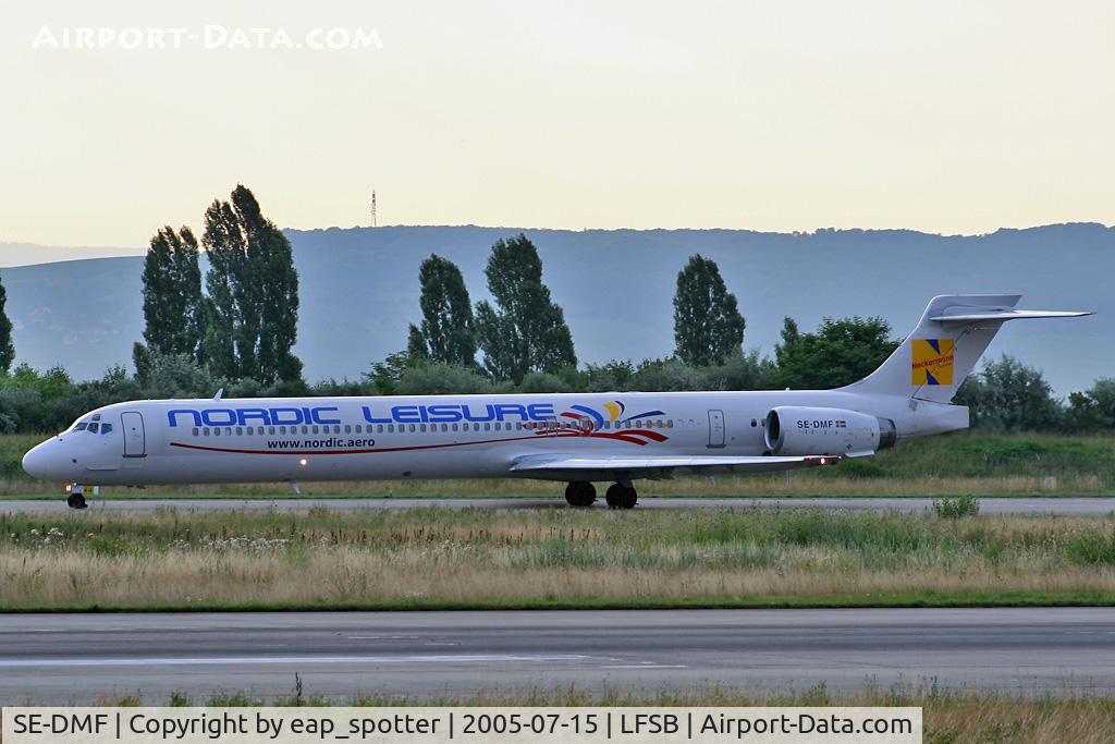 SE-DMF, 1996 McDonnell Douglas MD-90-30 C/N 53457, taxi on bravo