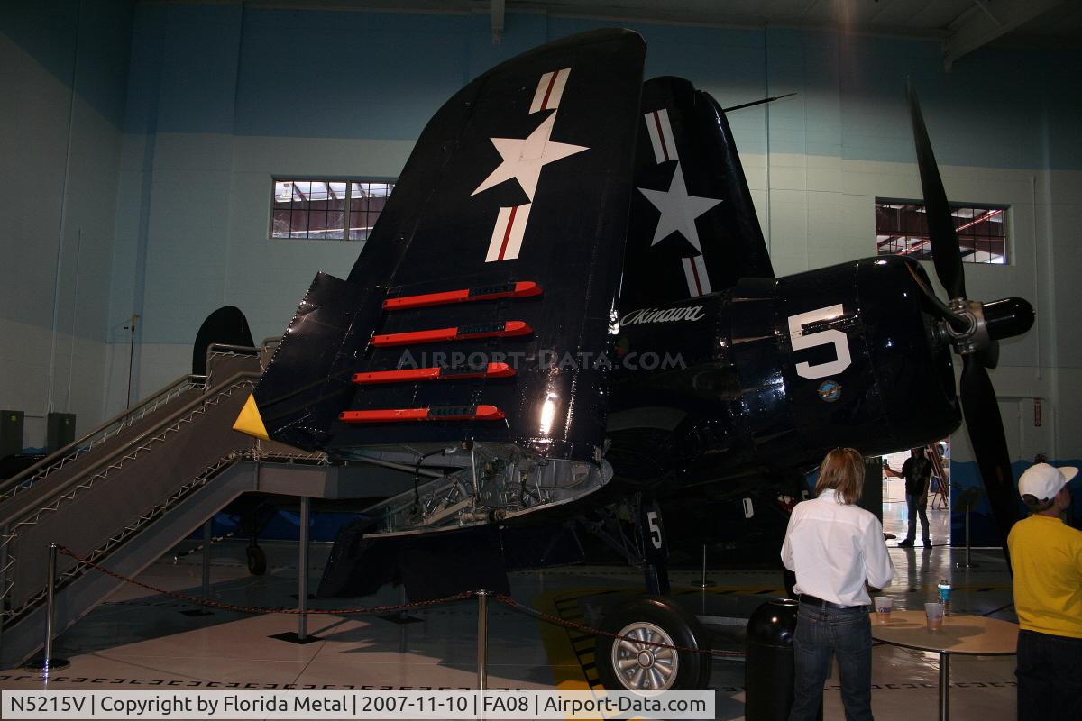 N5215V, 1945 Vought F4U-4 Corsair C/N 9440, F4U