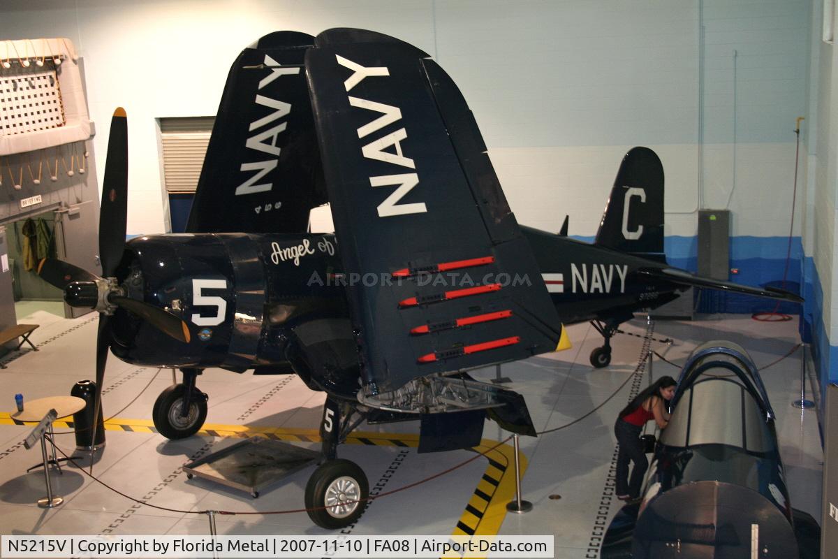 N5215V, 1945 Vought F4U-4 Corsair C/N 9440, F4U