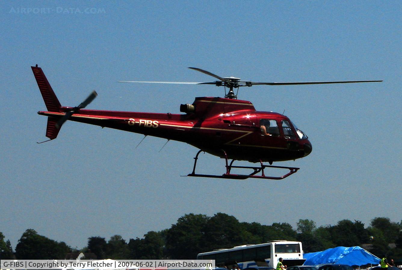 G-FIBS, 1988 Aerospatiale AS-350BA Écureuil C/N 2074, Helicopters arrive at the temporary Heliport on 2007 Epsom Derby Day (Horse racing)