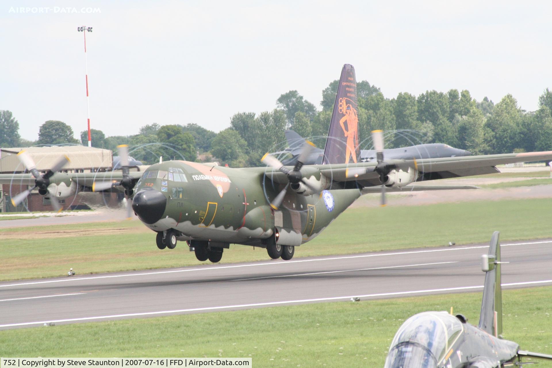 752, 1977 Lockheed C-130H Hercules C/N 382-4734, Royal International Air Tattoo 2007