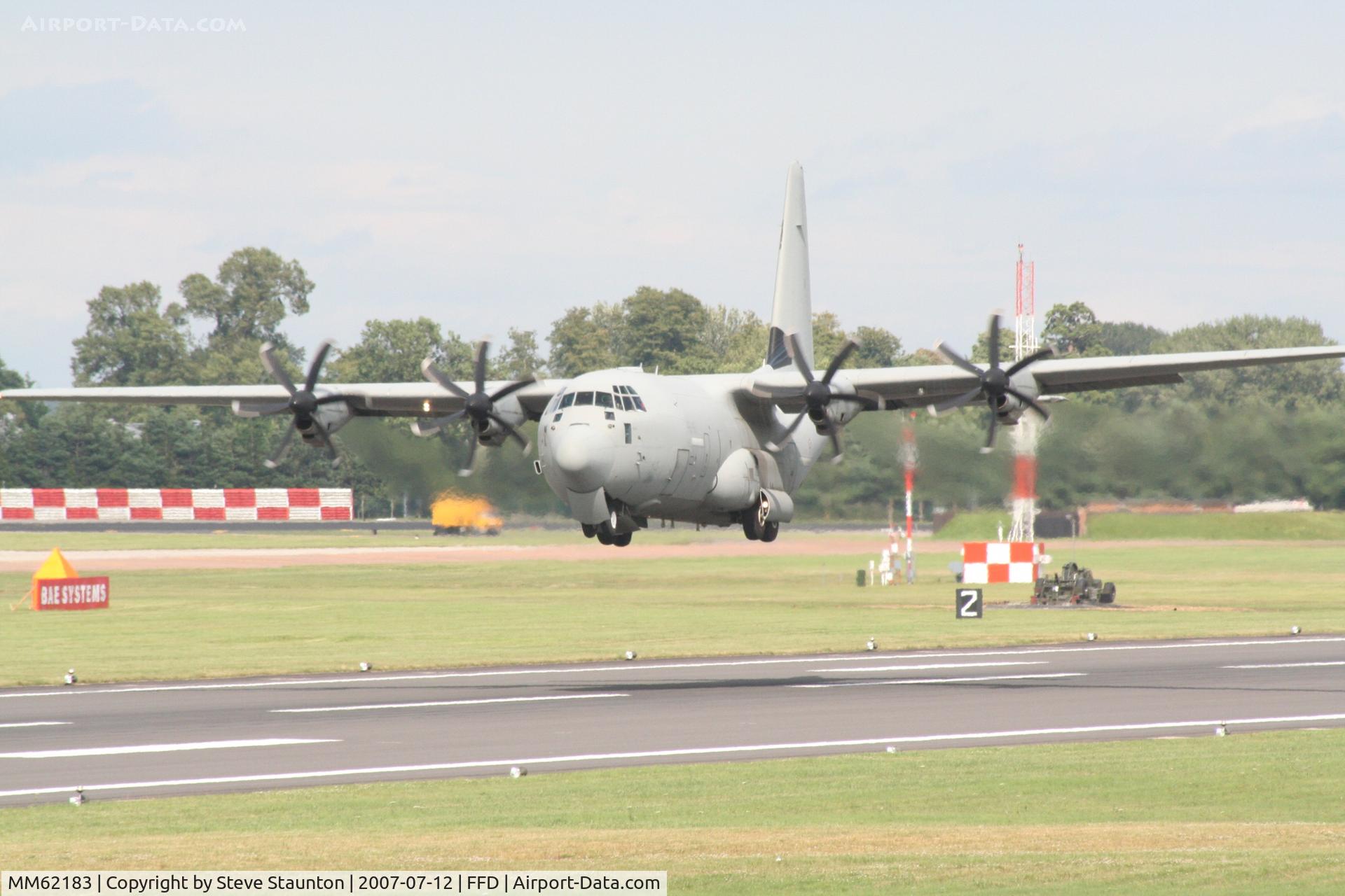 MM62183, 2001 Lockheed Martin KC-130J Hercules C/N 382-5512, Royal International Air Tattoo 2007
